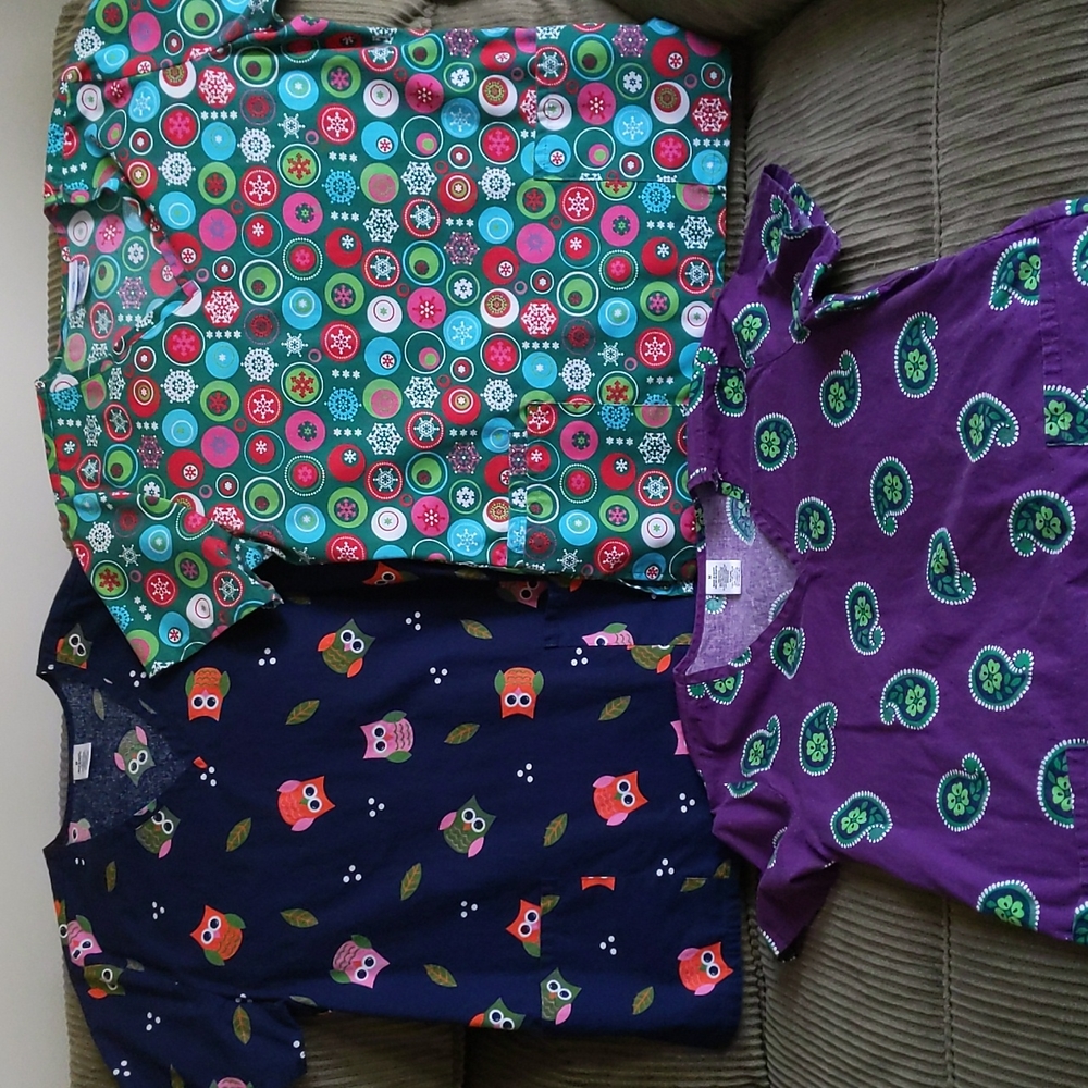 Scrub Top Lot of 3 size M